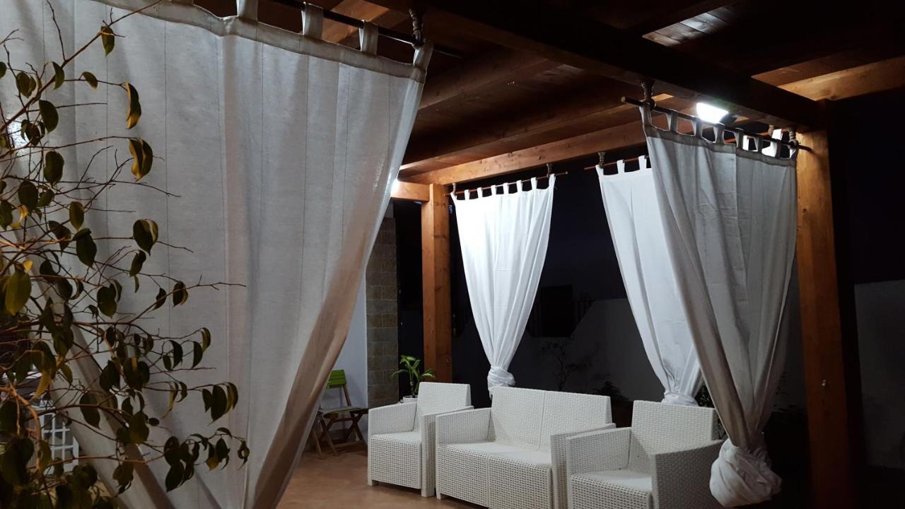 Sole D'Oro Iun S4354 Bed & Breakfast La Maddalena  Dış mekan fotoğraf